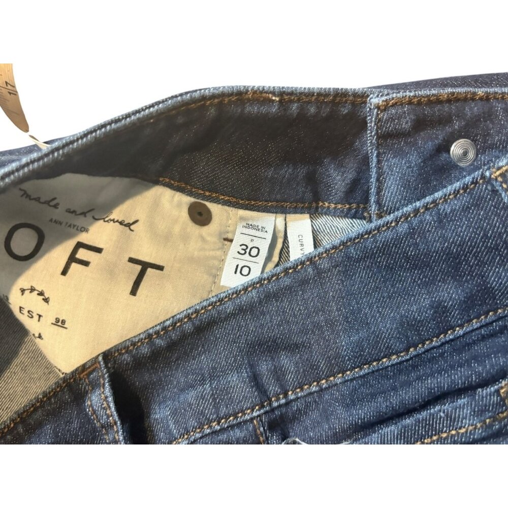 Ann Taylor Loft Women's Dark Jeans - Picture 7 of 9